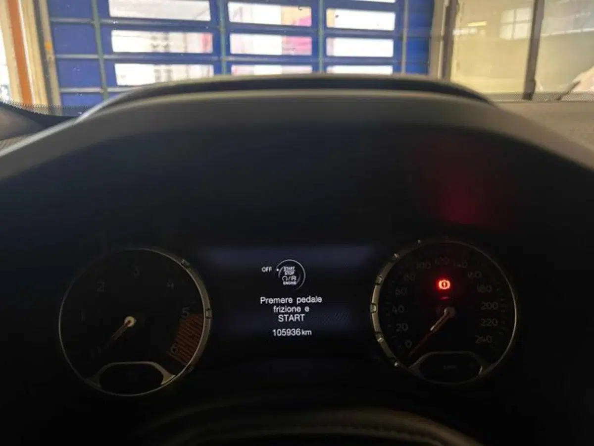 Jeep Renegade usata a Vercelli (13)