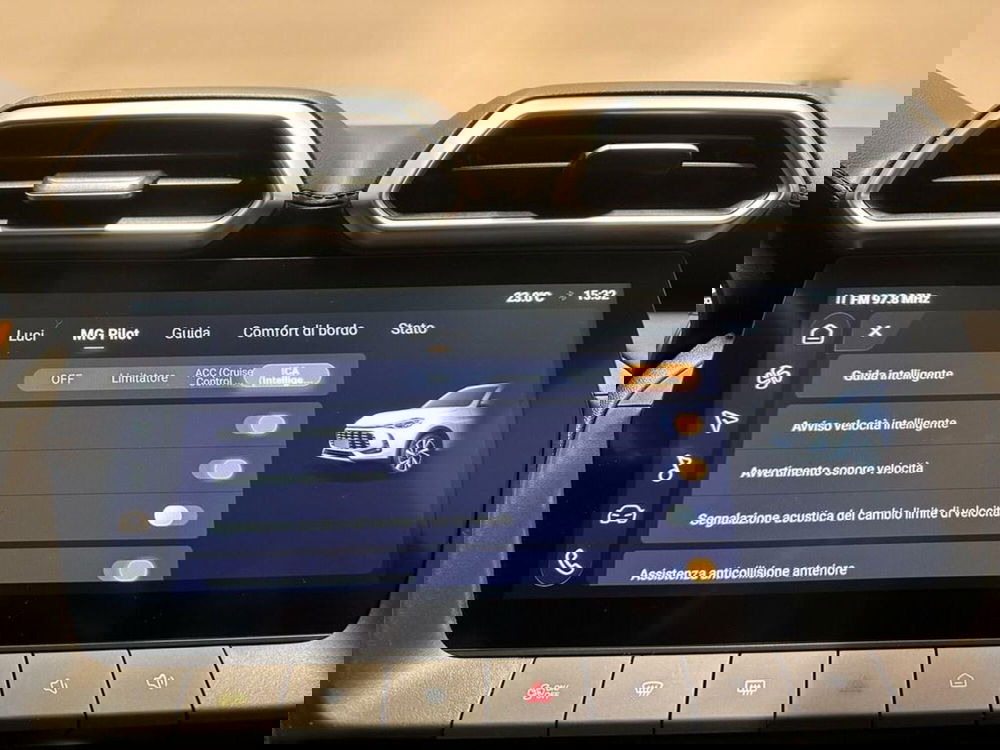 Mg ZS nuova a Varese (11)