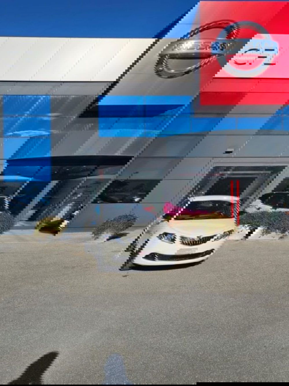 Lancia Ypsilon usata a Lucca