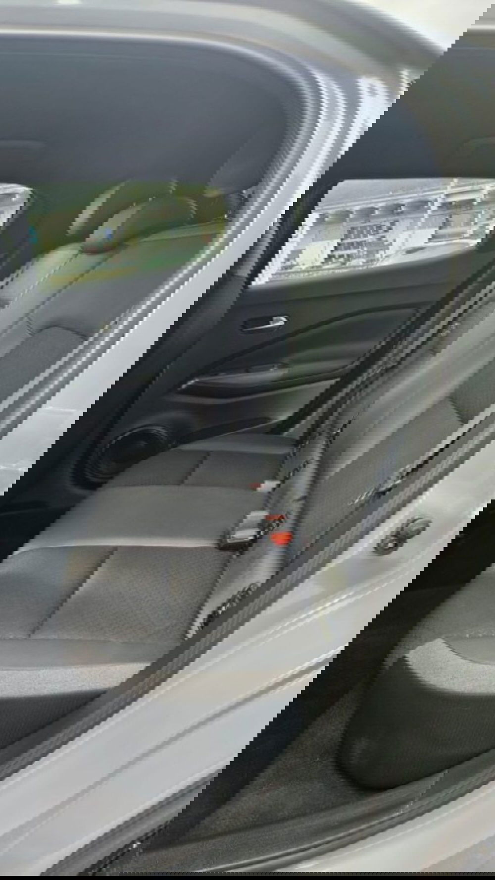 Nissan Juke usata a Lucca (12)