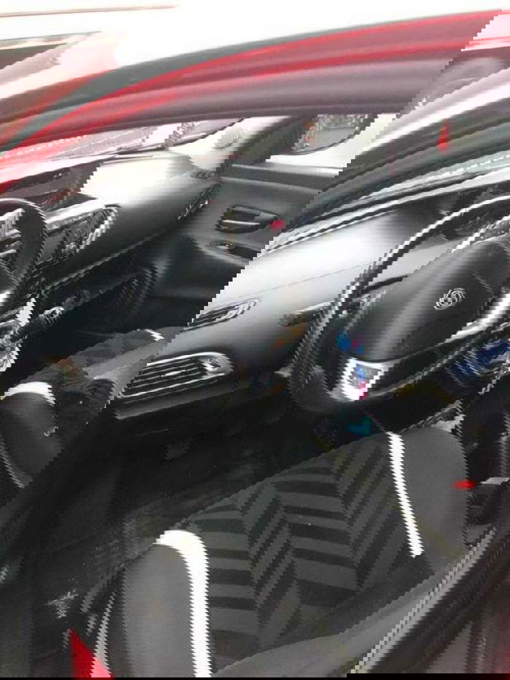 Lancia Ypsilon usata a Bologna (3)