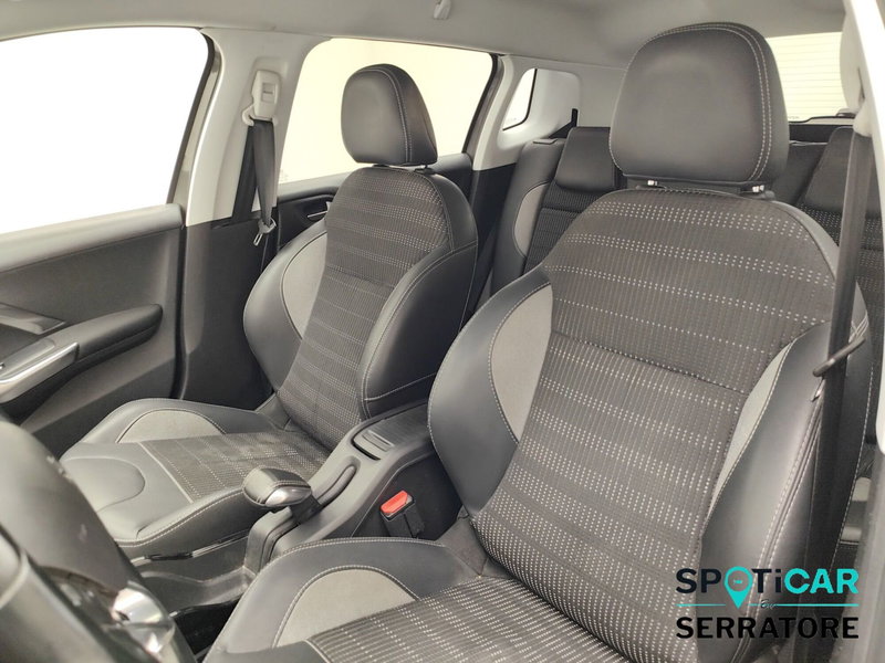 Peugeot 2008 usata a Como (12)