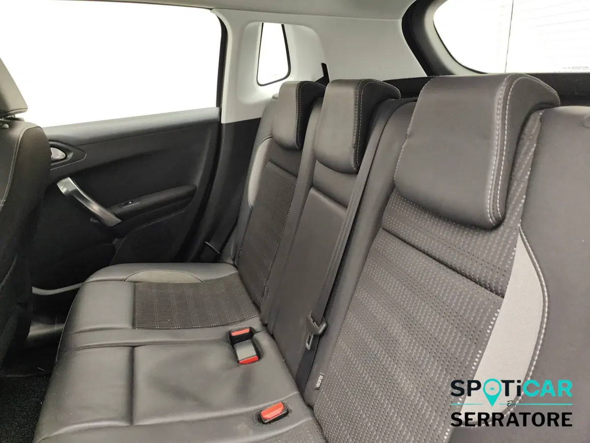 Peugeot 2008 usata a Como (13)