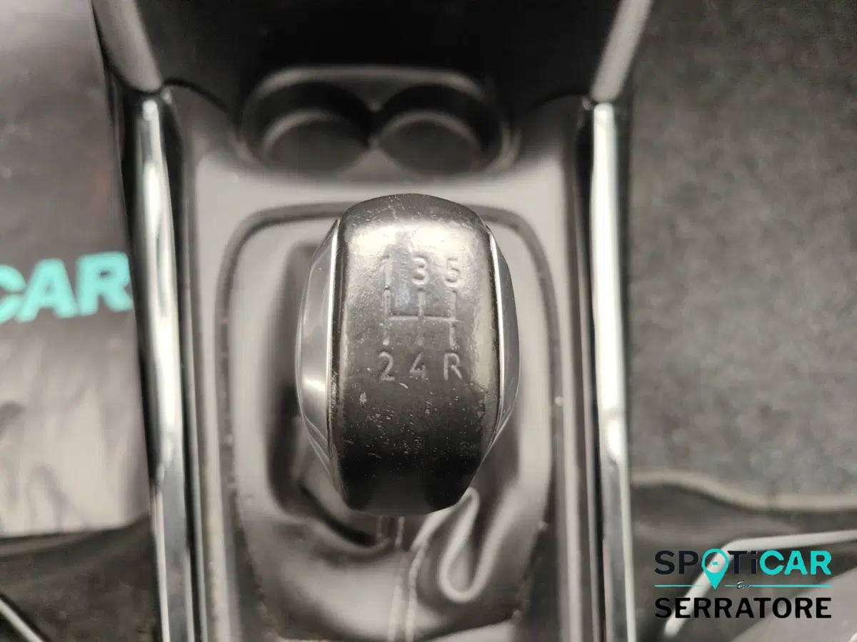 Peugeot 2008 usata a Como (18)