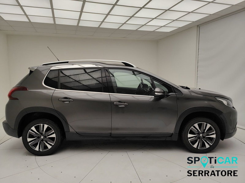Peugeot 2008 usata a Como (19)