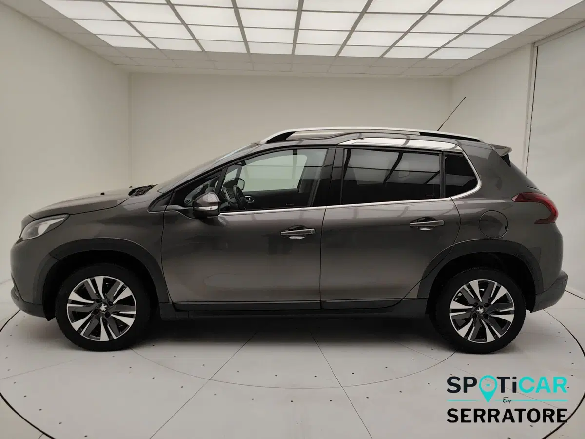 Peugeot 2008 usata a Como (20)