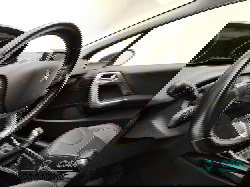 Peugeot 2008 usata a Como (9)