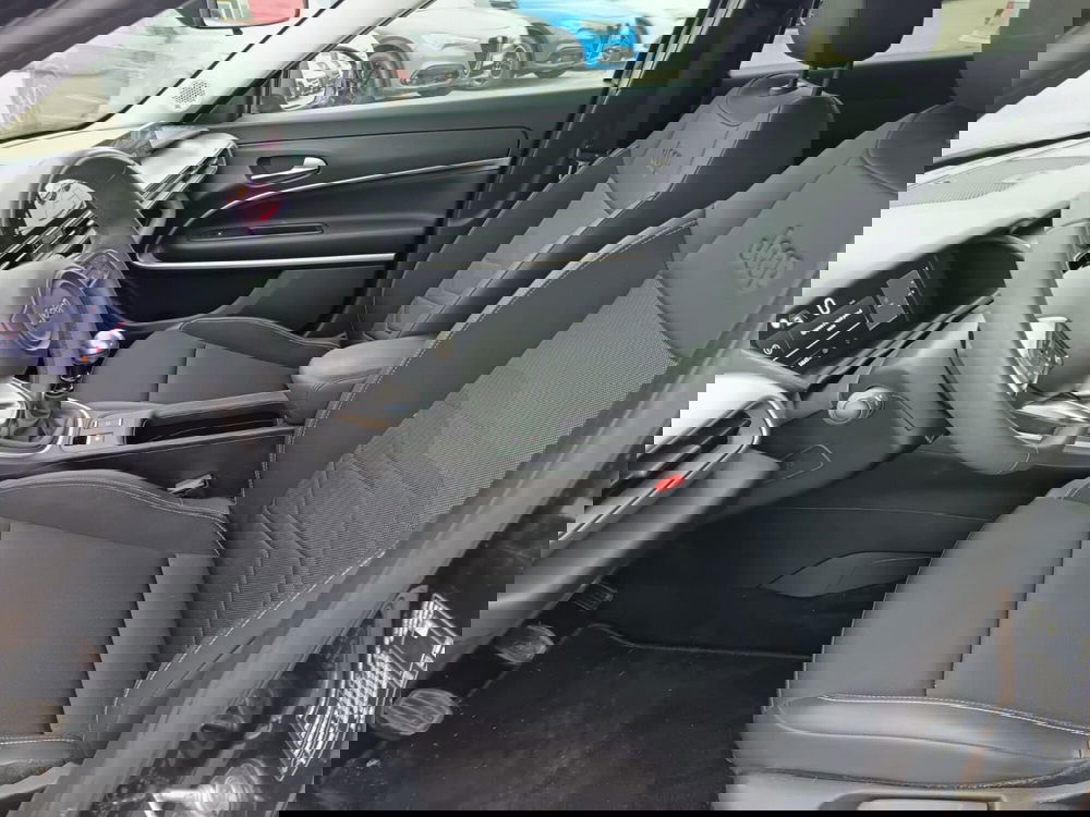 Jeep Avenger usata a Alessandria (11)