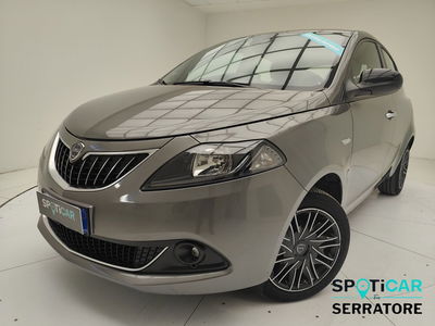Lancia Ypsilon 1.0 FireFly 5 porte S&amp;S Hybrid Gold Plus del 2022 usata a Erba