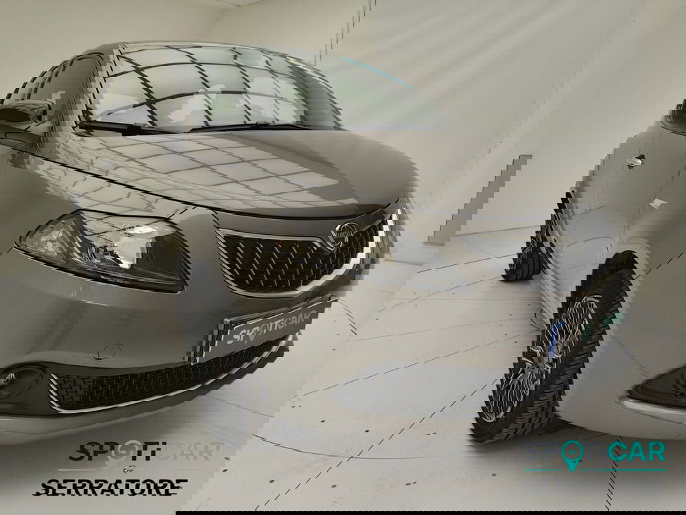 Lancia Ypsilon usata a Como (3)