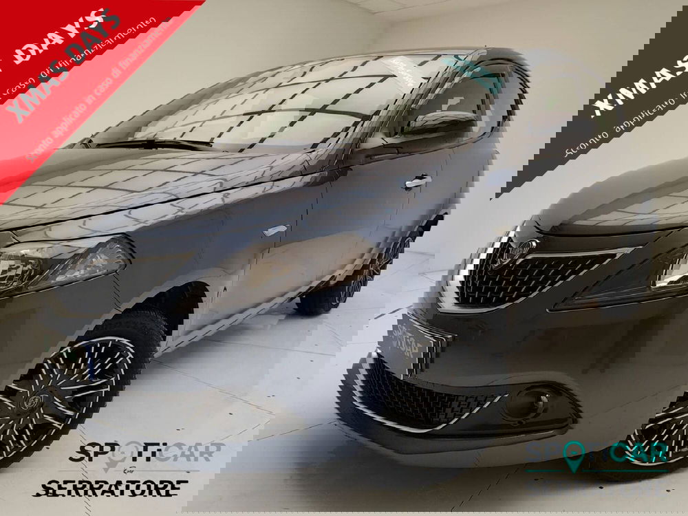 Lancia Ypsilon usata a Como