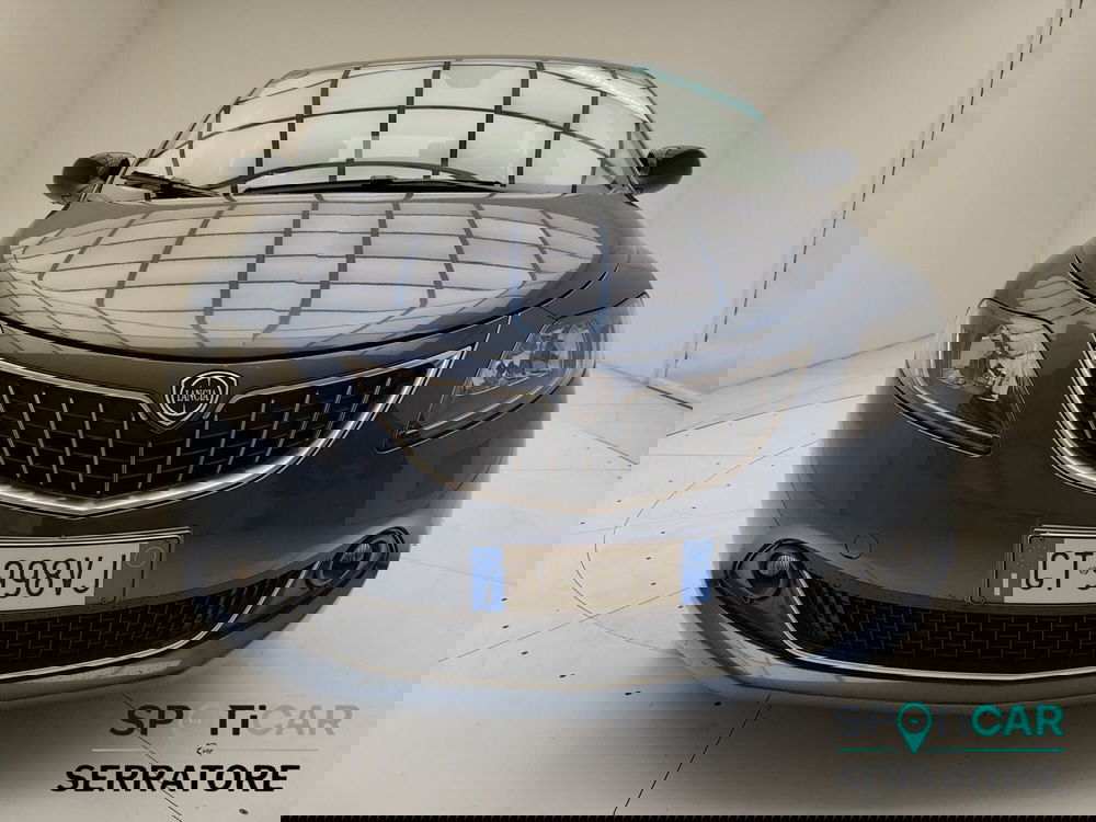 Lancia Ypsilon usata a Como (2)