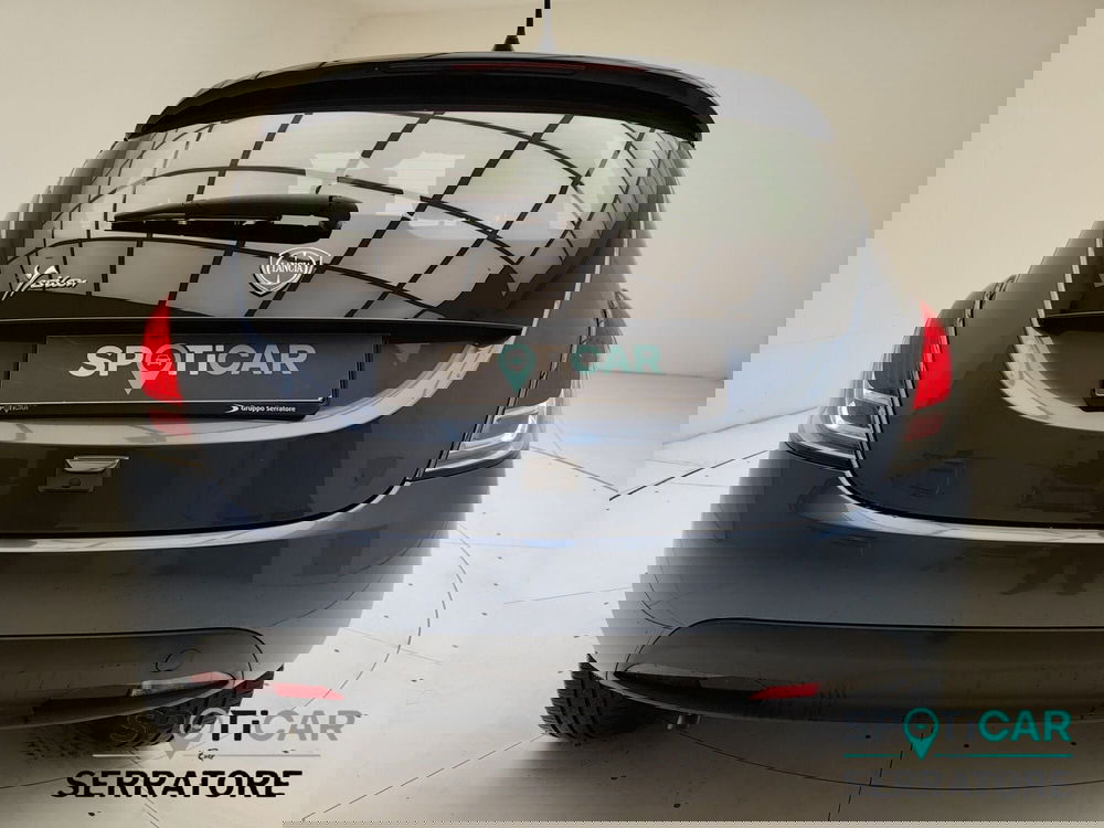 Lancia Ypsilon usata a Como (5)