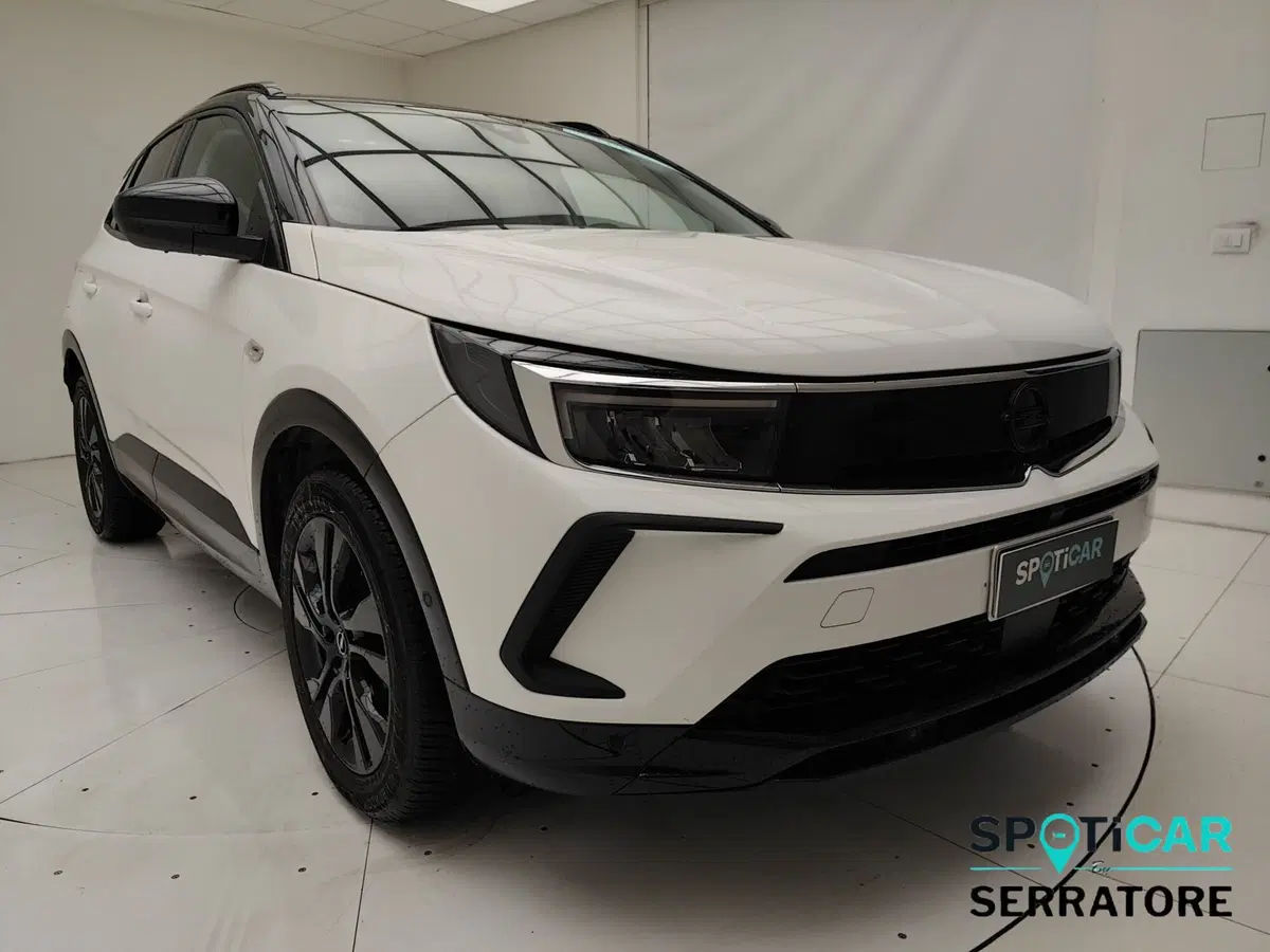 Opel Grandland usata a Como (3)