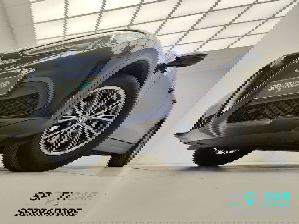 Alfa Romeo Stelvio usata a Como (3)