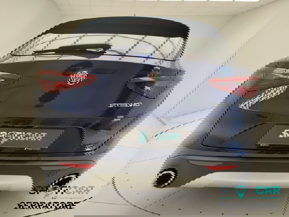 Alfa Romeo Stelvio usata a Como (6)