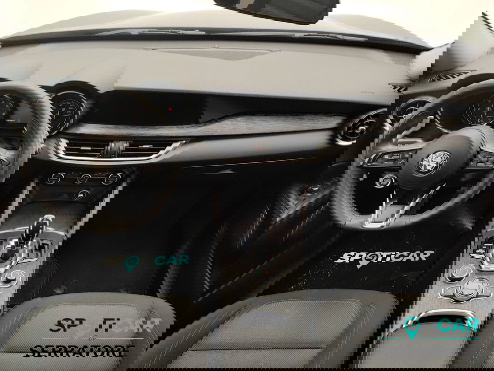 Alfa Romeo Stelvio usata a Como (7)