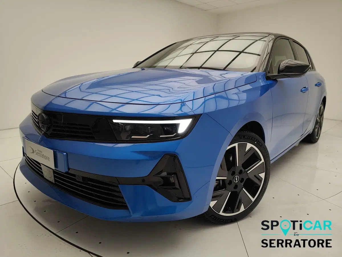 Opel Astra nuova a Como
