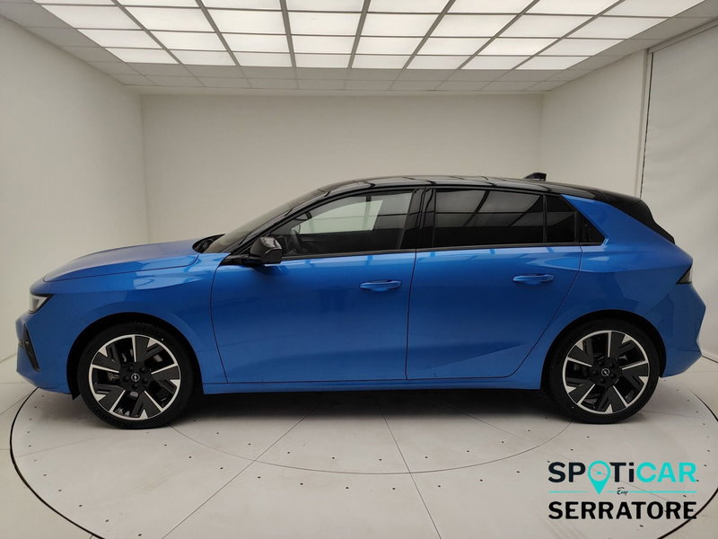 Opel Astra nuova a Como (19)