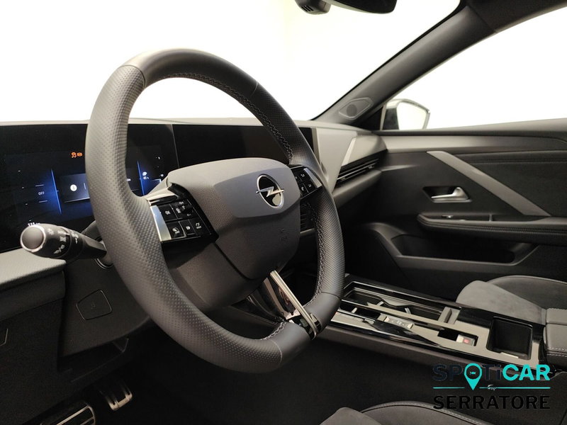 Opel Astra nuova a Como (8)
