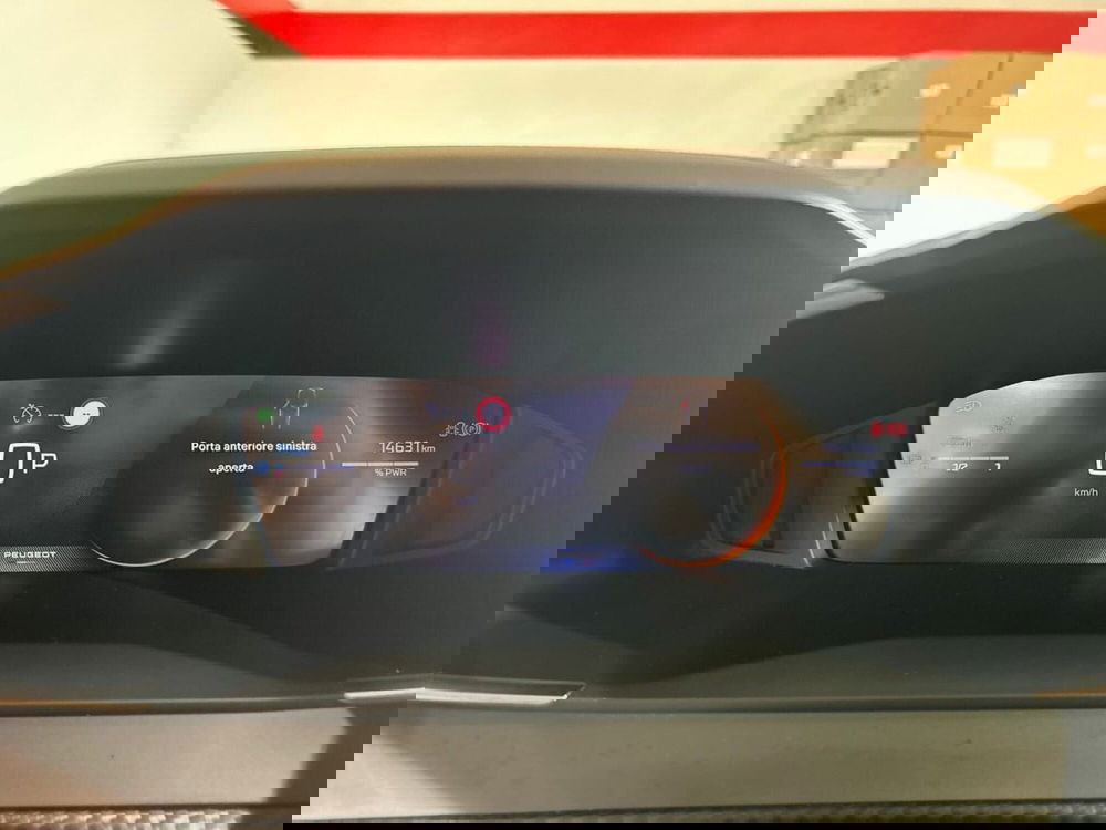 Peugeot 2008 usata a Lecco (9)