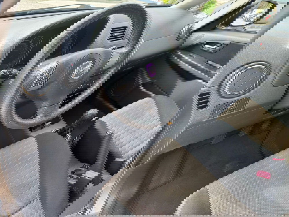 Fiat Sedici usata a Salerno (11)