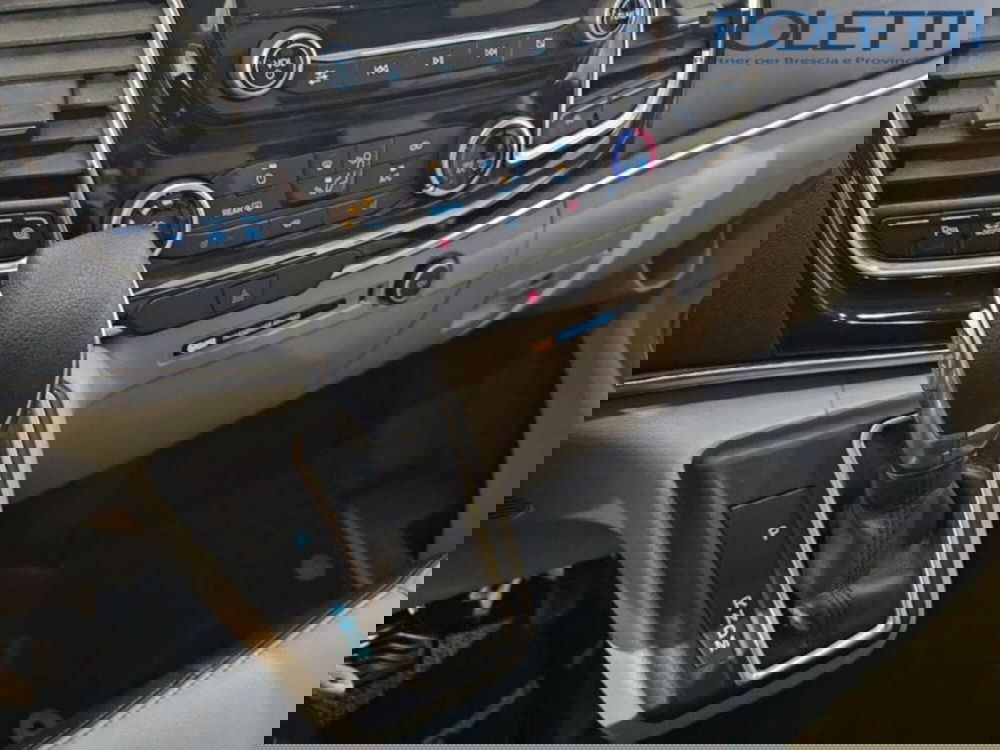 Ford Tourneo Custom usata a Brescia (9)