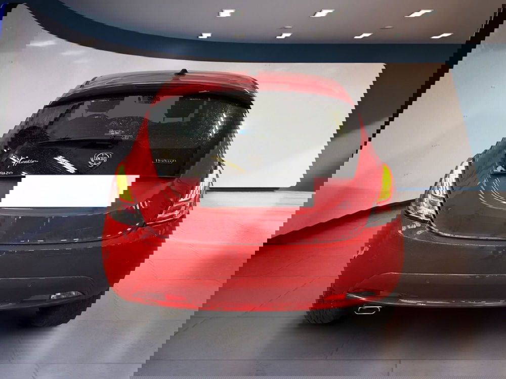 Lancia Ypsilon usata a Torino (5)