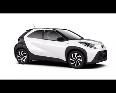 Toyota Aygo X 1.0 Active 72cv nuova a Torino