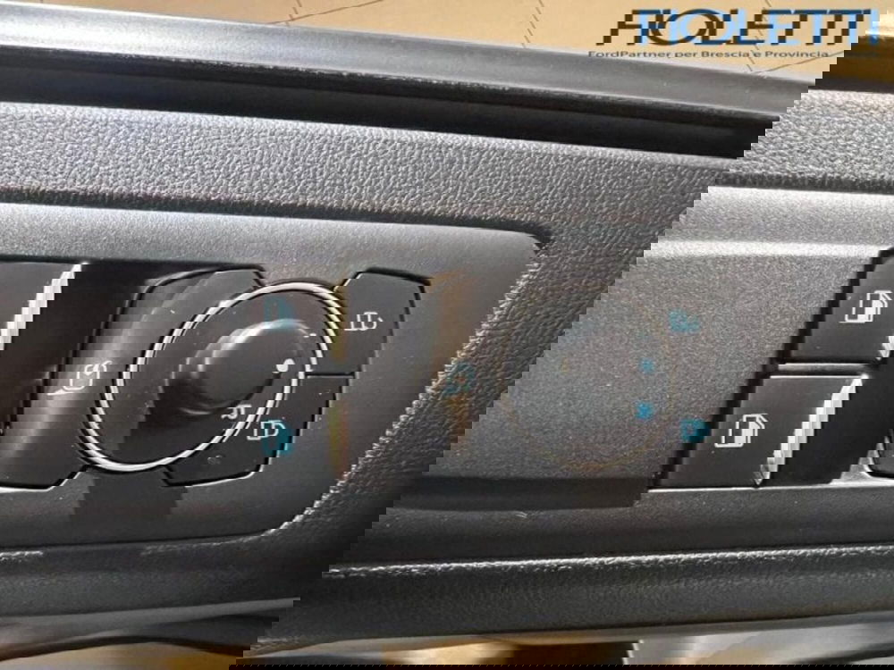 Ford Transit Custom Furgone usata a Brescia (16)