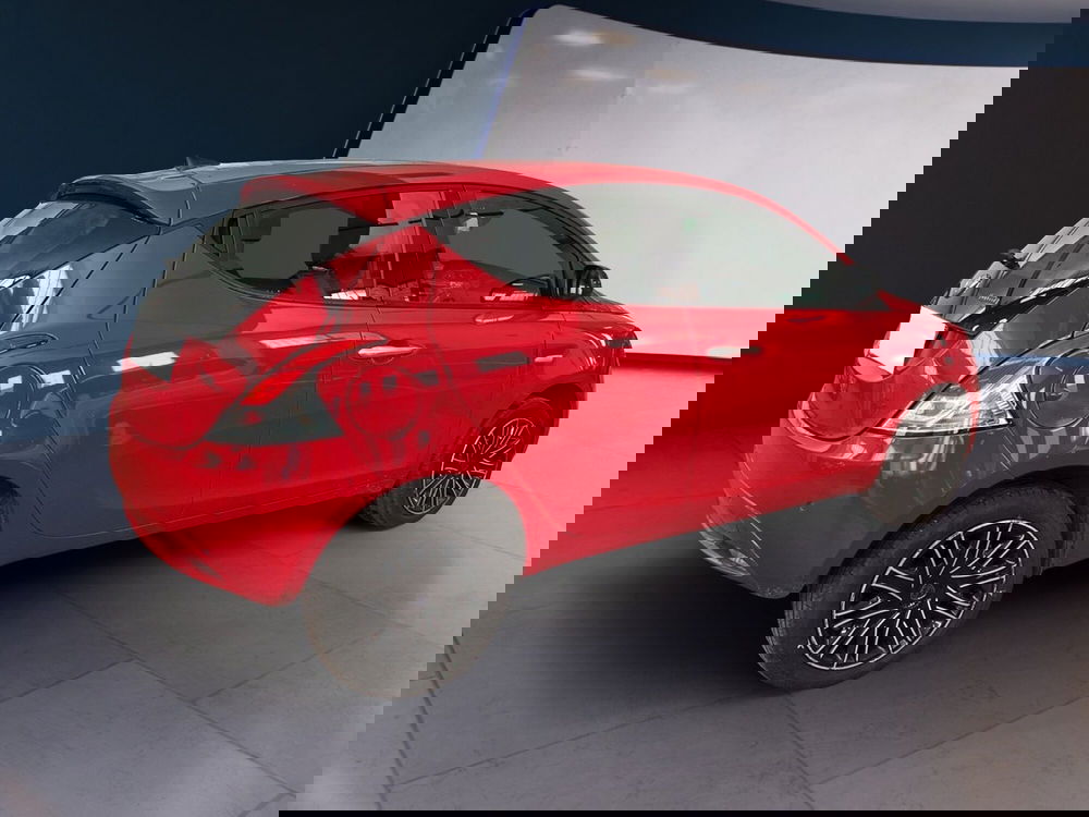 Lancia Ypsilon usata a Torino (4)