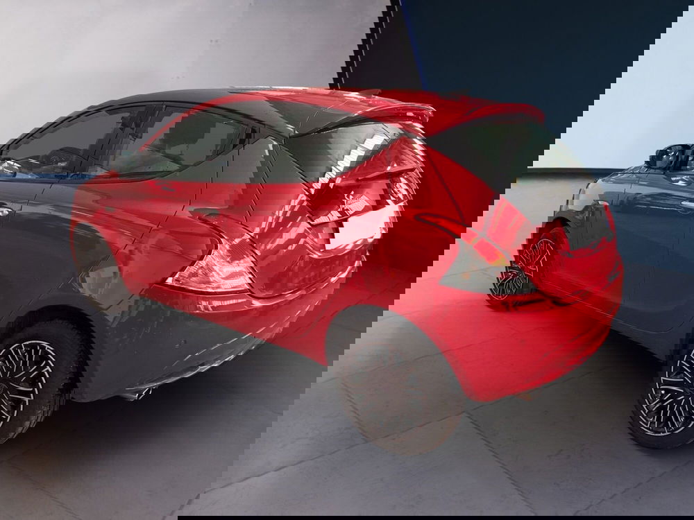 Lancia Ypsilon usata a Torino (6)