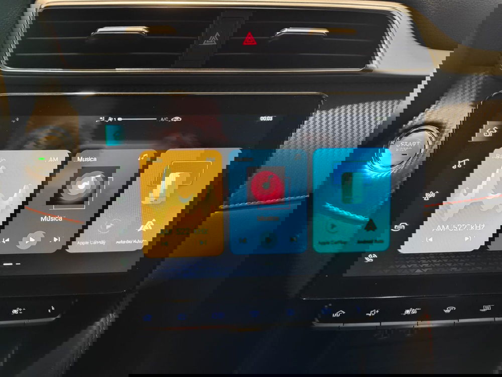 Mg ZS (2021-->) usata a Milano (17)