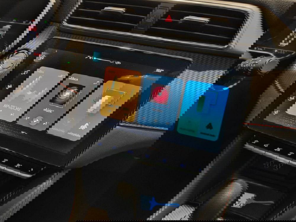 Mg ZS (2021-->) usata a Milano (18)