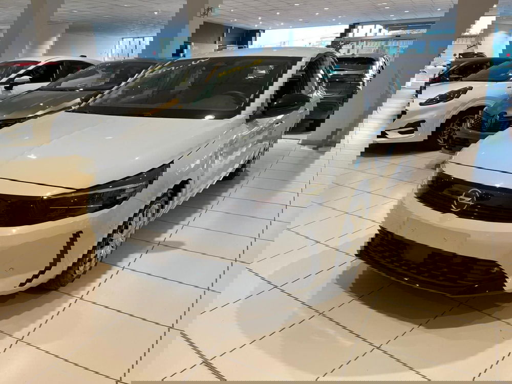 Opel Corsa nuova a Milano