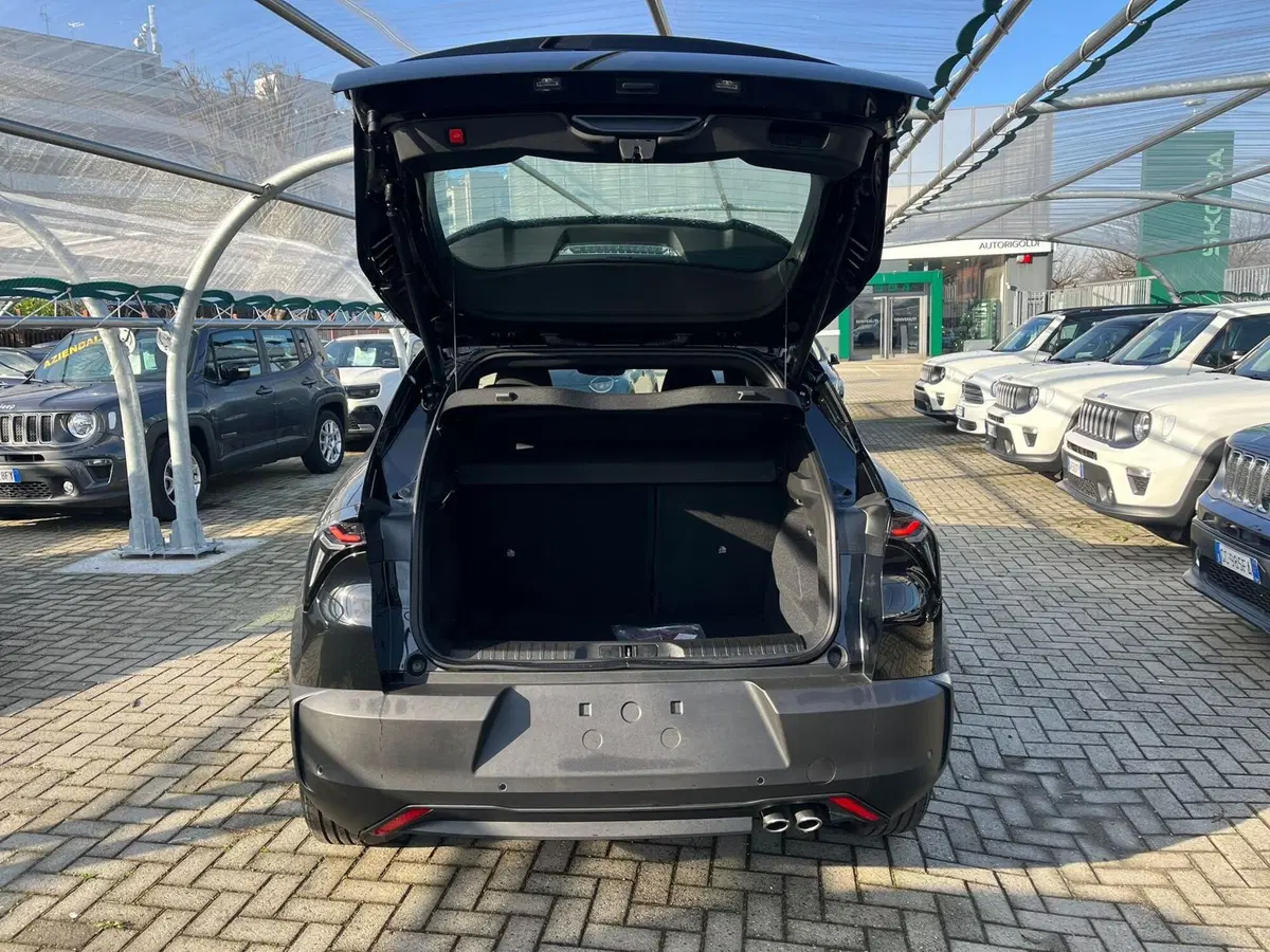Alfa Romeo Junior nuova a Milano (11)