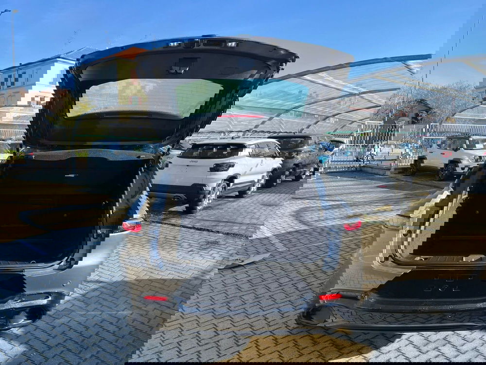 Alfa Romeo Tonale nuova a Milano (11)