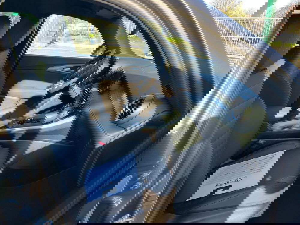 Alfa Romeo Tonale nuova a Milano (14)