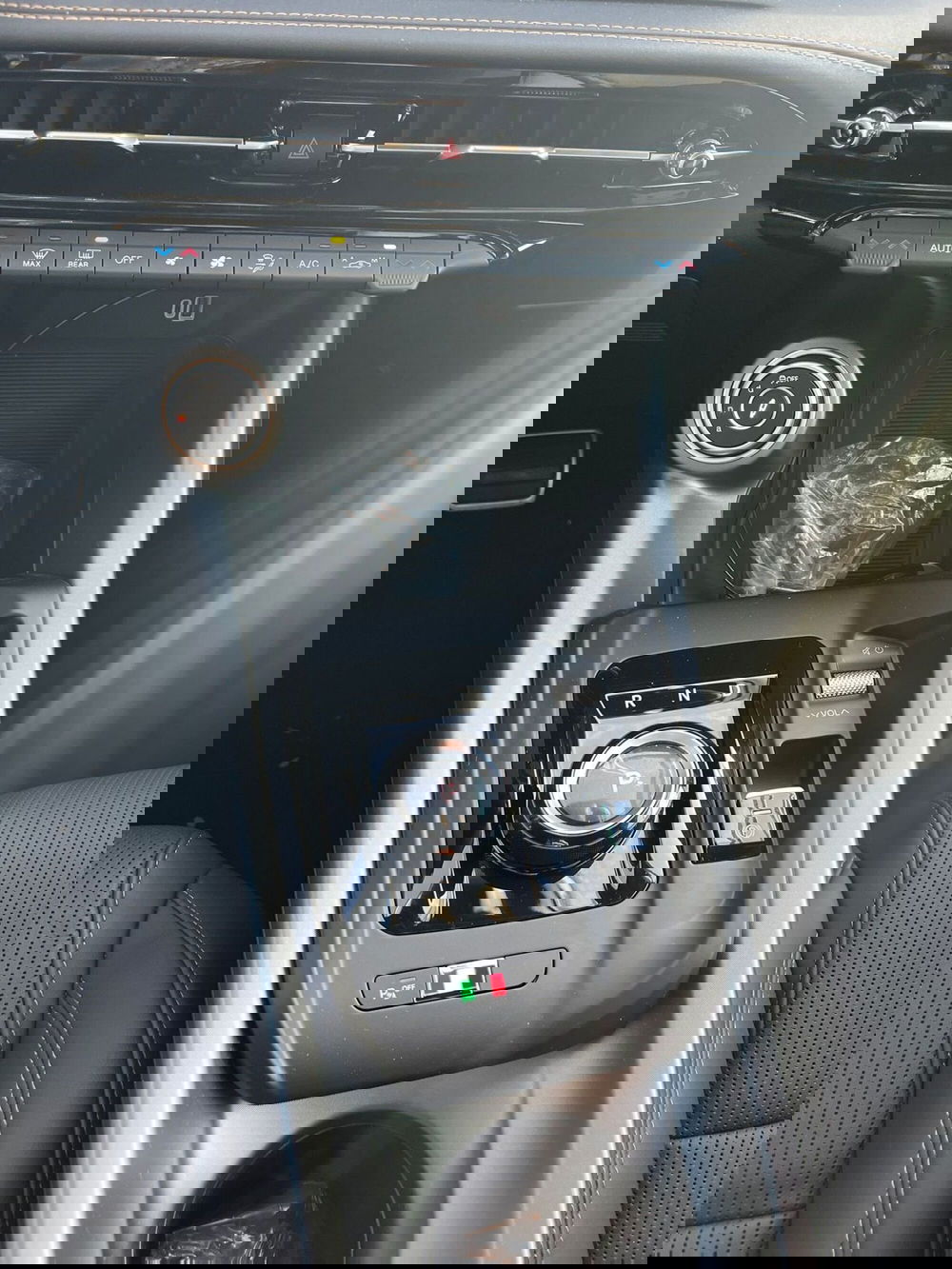 Alfa Romeo Tonale nuova a Milano (19)