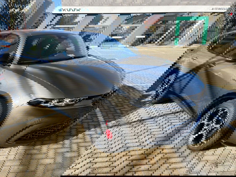 Alfa Romeo Tonale nuova a Milano (3)