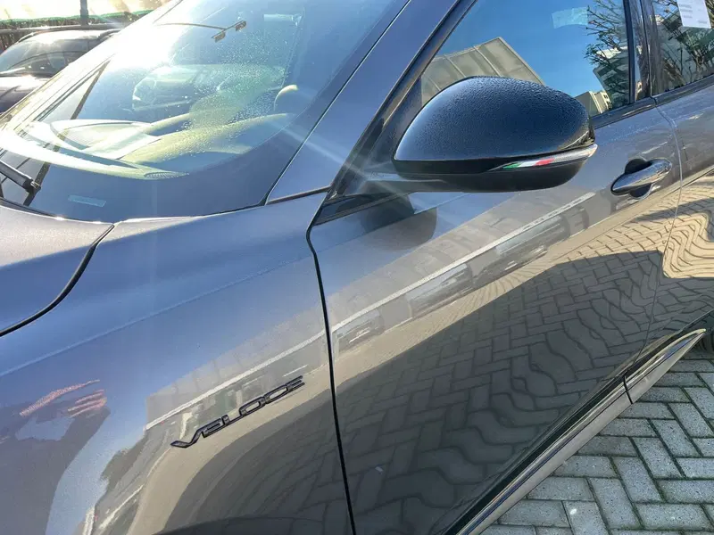 Alfa Romeo Tonale nuova a Milano (4)