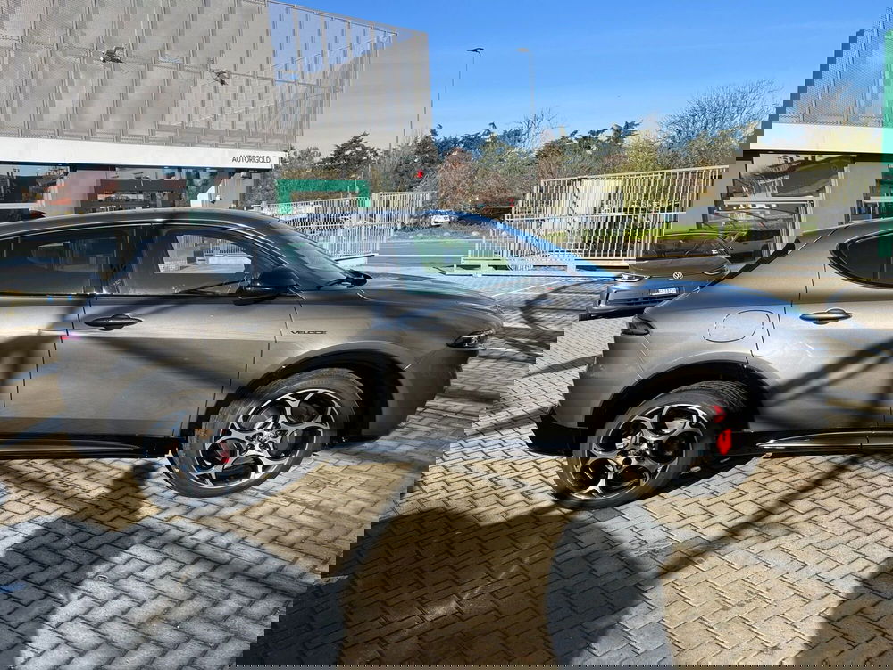 Alfa Romeo Tonale nuova a Milano (5)