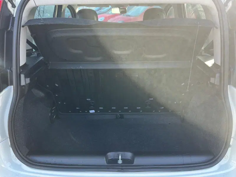 Fiat Panda Cross usata a Milano (12)