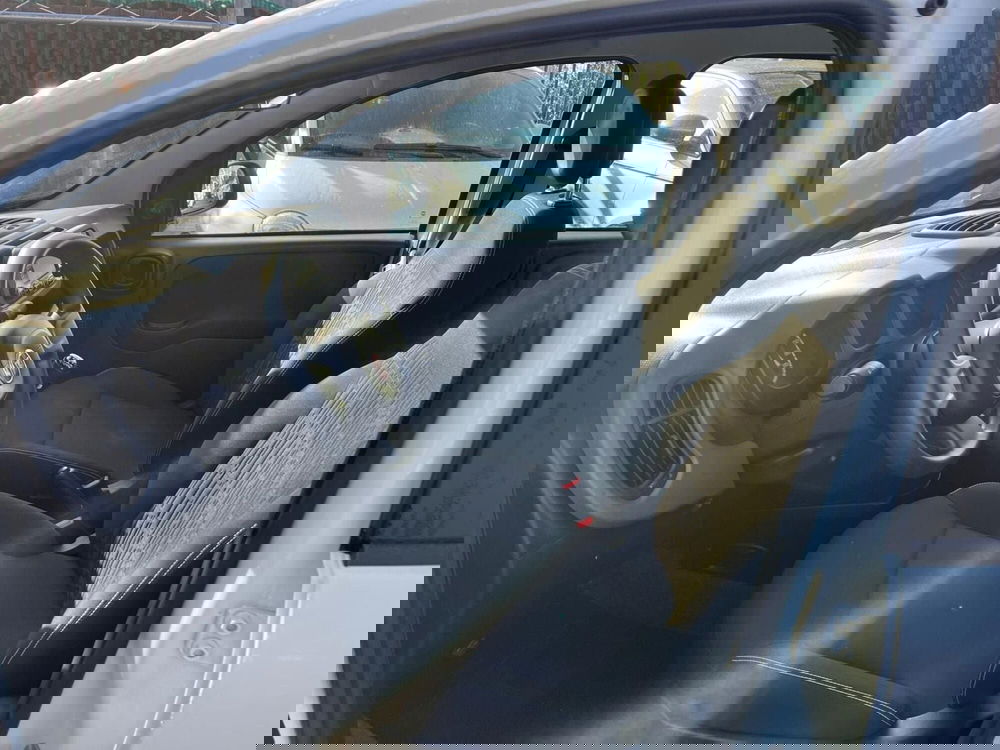 Fiat Panda Cross usata a Milano (13)