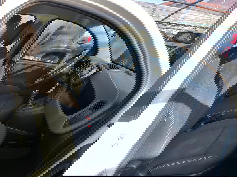 Fiat Panda Cross usata a Milano (14)