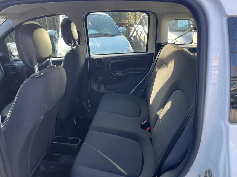 Fiat Panda Cross usata a Milano (15)