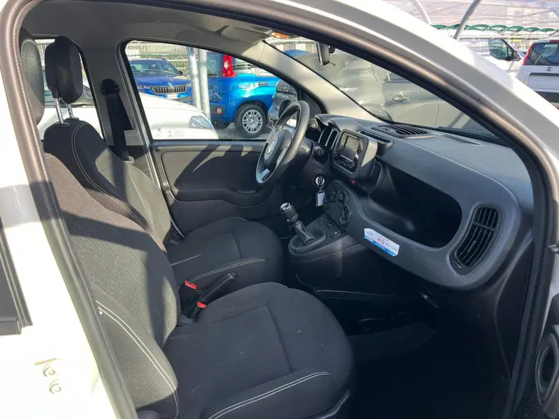 Fiat Panda Cross usata a Milano (13)