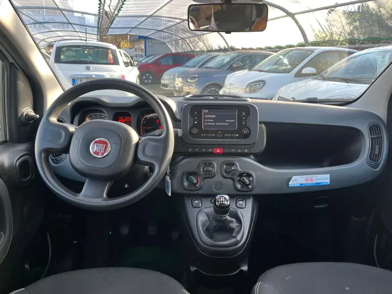 Fiat Panda Cross usata a Milano (16)