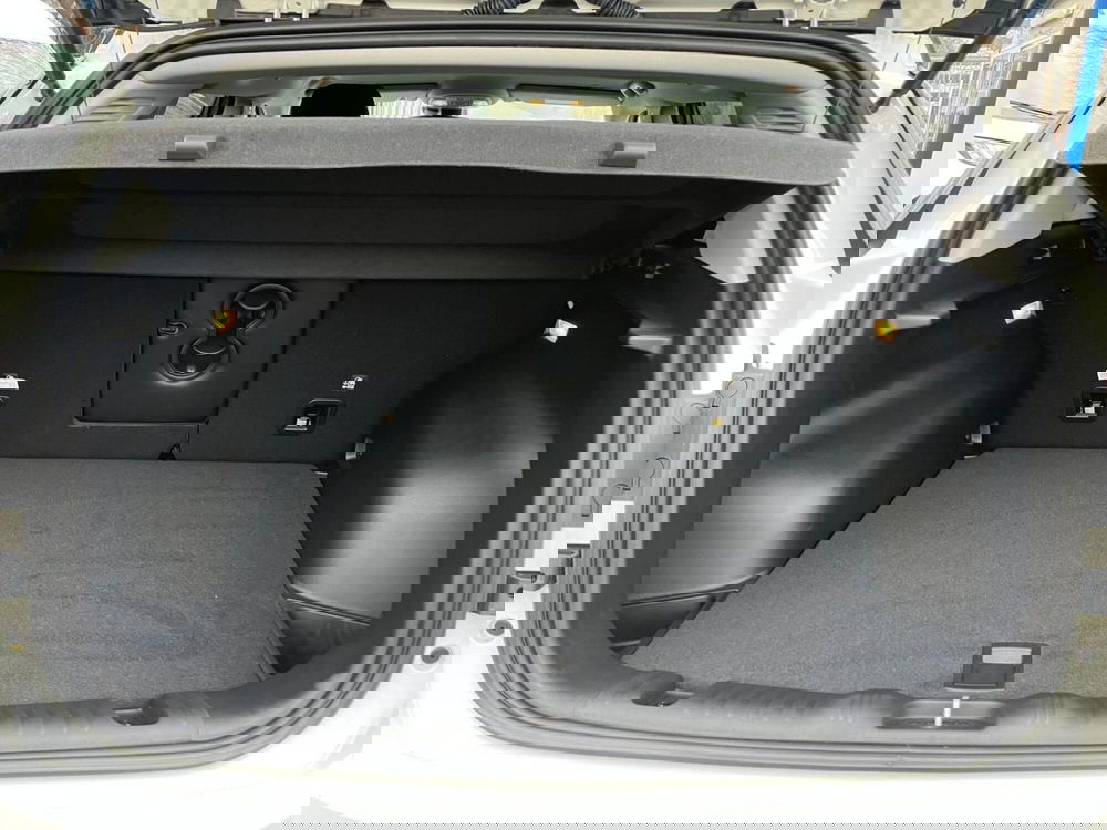 Jeep Compass nuova a Milano (12)