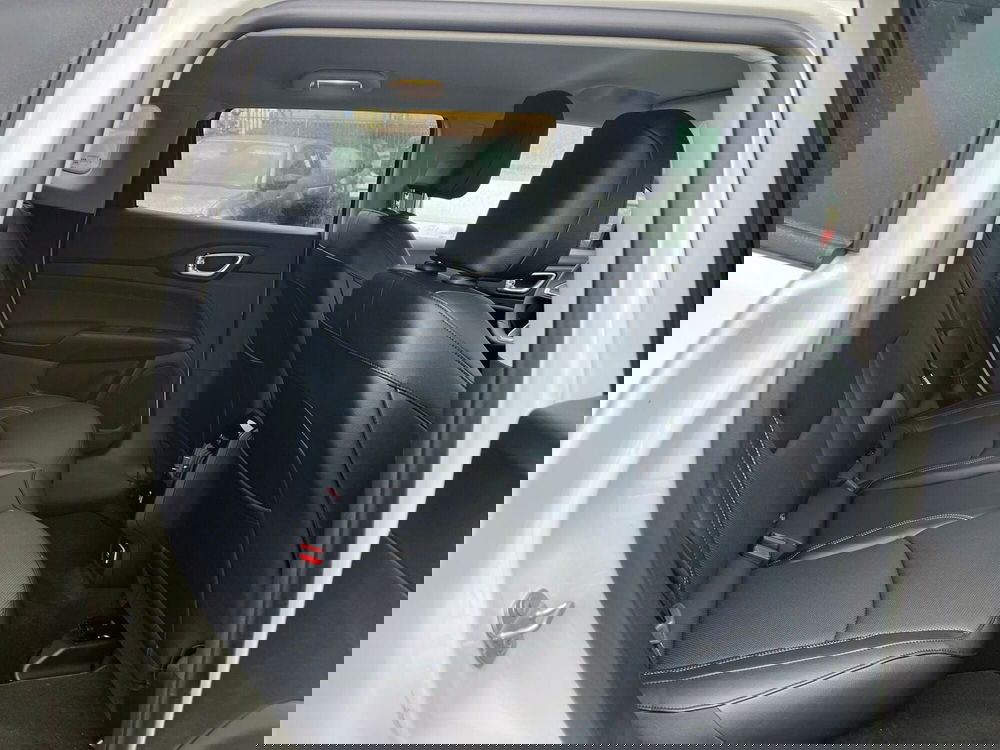 Jeep Compass nuova a Milano (17)